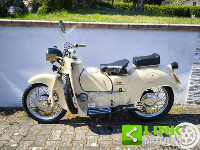 Immagine 1/10 di Moto Guzzi DUMMY (1957)