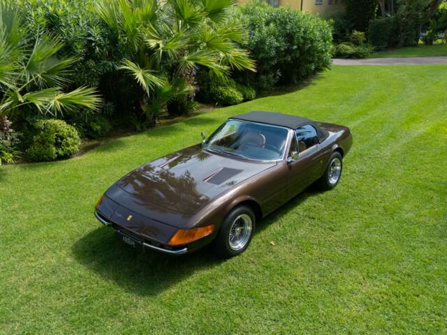Ferrari 365 GTB/4 Spyder
