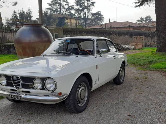 Alfa Romeo 1750 GT Veloce