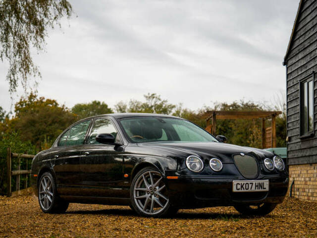 Bild 1/50 von Jaguar S-Type 4.2 V8 R (2007)