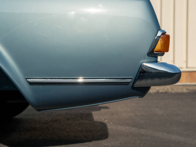 Mercedes-Benz 280 SL