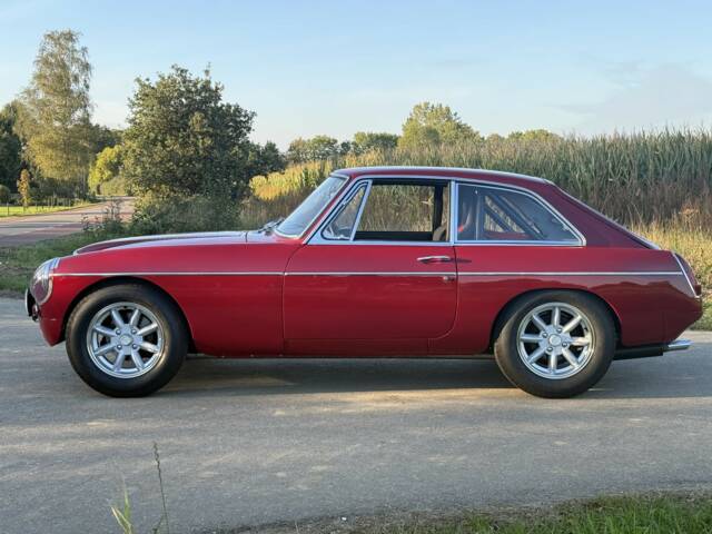 MG MGB GT