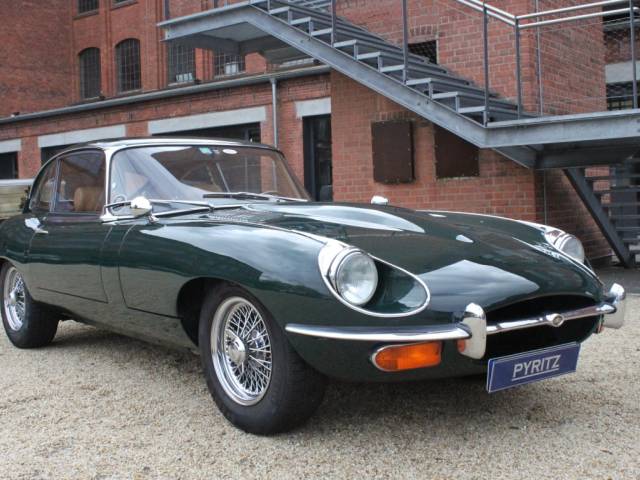 Bild 1/26 von Jaguar E-Type (1969)