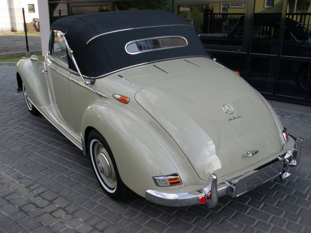Mercedes-Benz 220 Cabriolet A