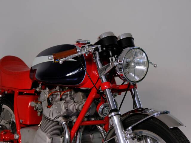 MV Agusta 750 Sport