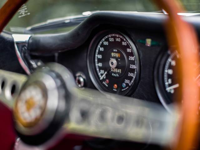Jaguar E-Type 3.8