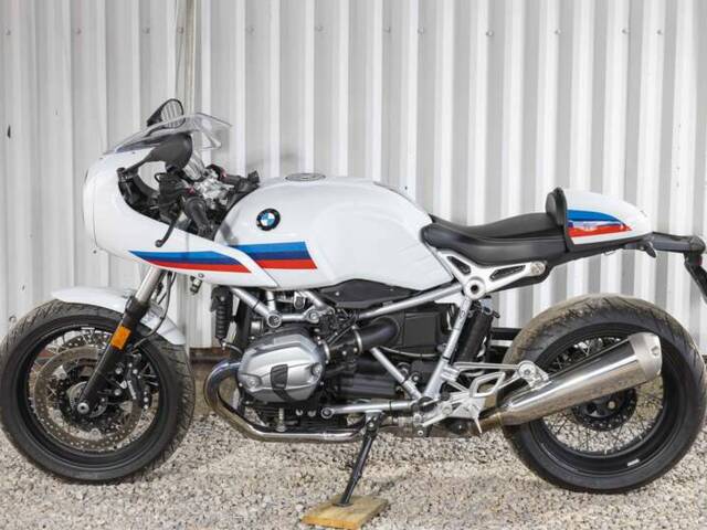 BMW R NineT
