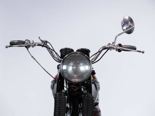 Triumph T 100 Daytona