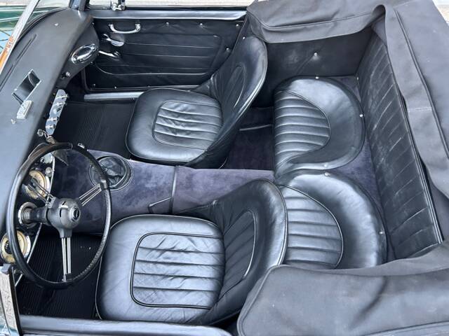 Austin-Healey 3000 Mk II (BJ7)