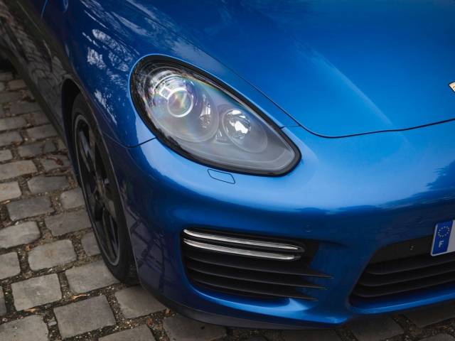 Porsche Panamera GTS