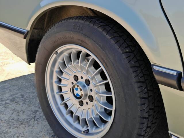BMW 745i