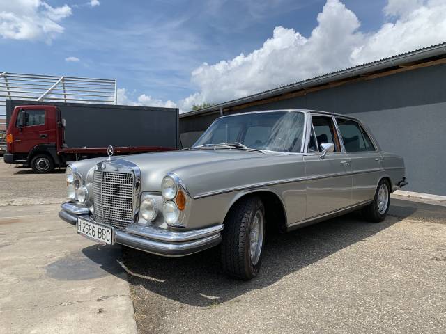 Mercedes-Benz 300 SEL 6.3