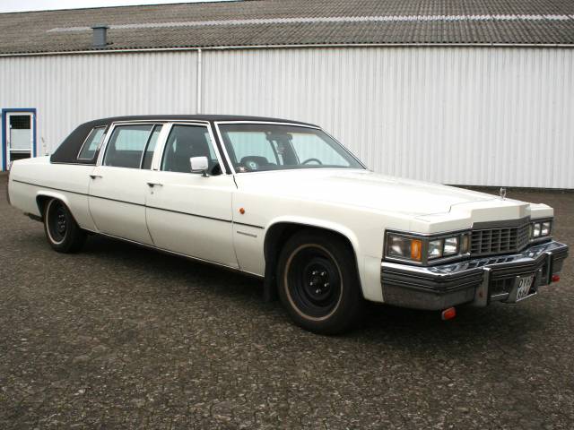 Bild 1/50 von Cadillac Fleetwood 60 Special Brougham (1976)