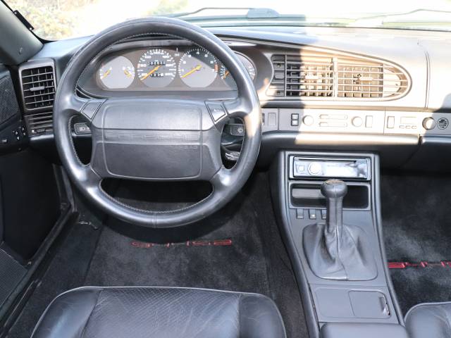 Porsche 944 S2 - Innen