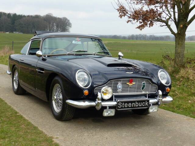 Aston Martin DB 5 Vantage - Aston Martin DB5 Vantage Coupé 1964