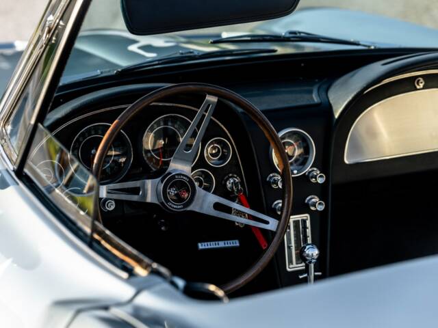 Chevrolet Corvette Sting Ray Convertible