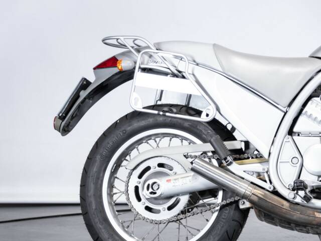 Aprilia Motò 650