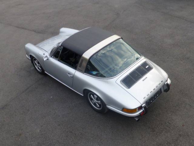 Porsche 911 2.4 S