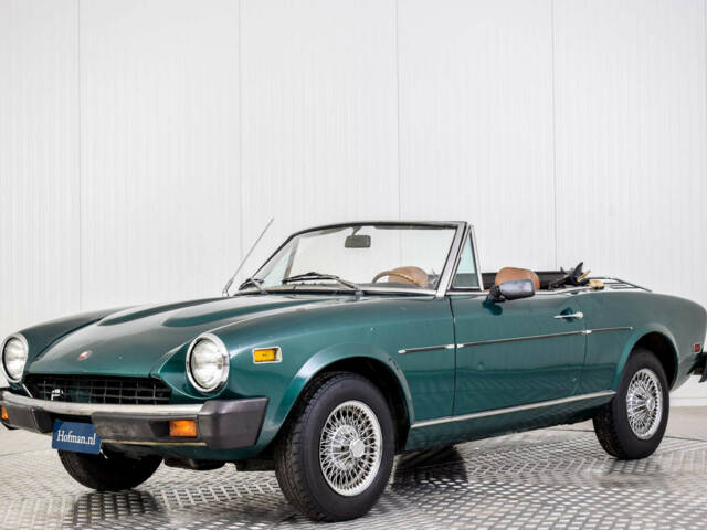 Bild 1/50 von FIAT 124 Spider CS1 (1977)