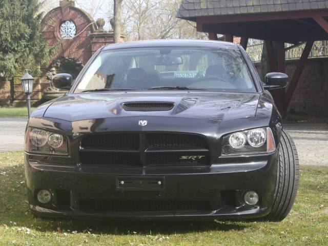 Dodge Charger SRT8