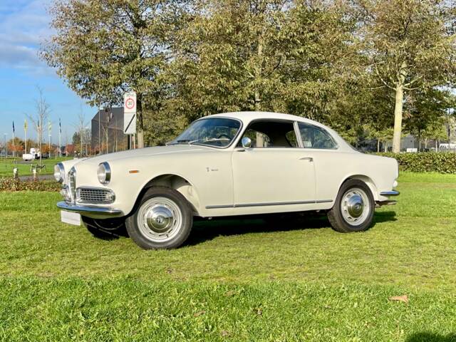 Alfa Romeo Giulia 1600 Sprint