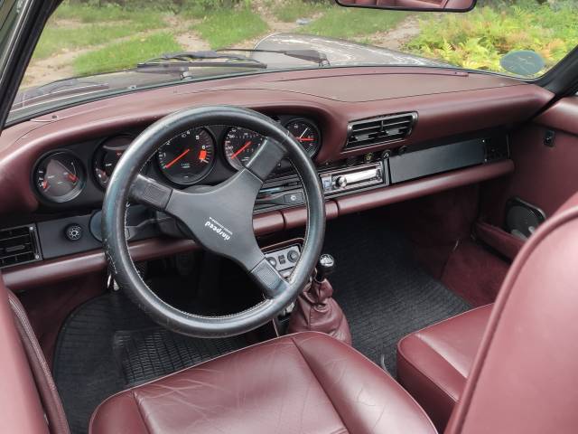 Porsche 911 Carrera 3.2