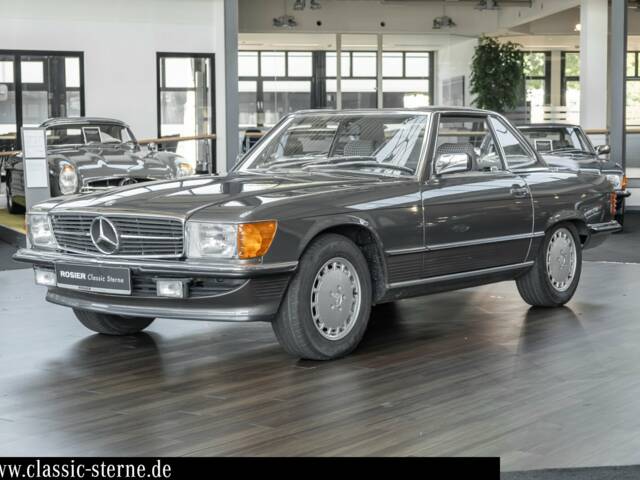 Immagine 1/15 di Mercedes-Benz 300 SL (1987)