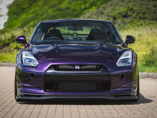Nissan GT-R