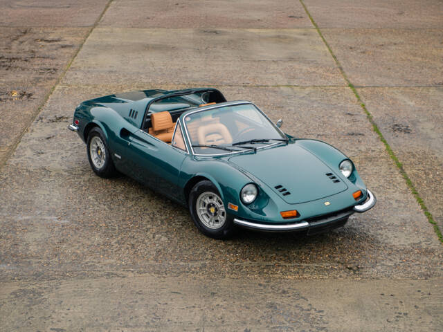 Bild 1/21 von Ferrari Dino 246 GTS (1974)