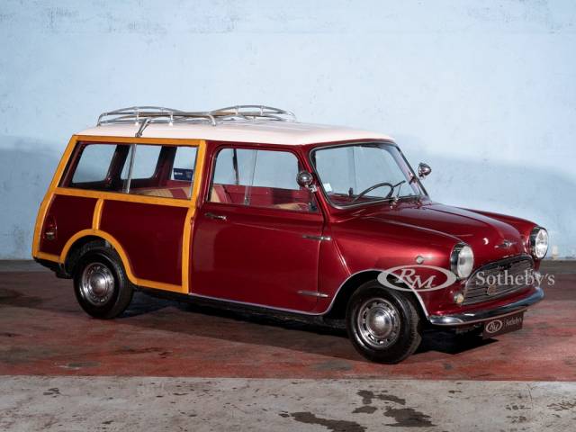 Image 1/31 of Morris Mini Traveller (1969)