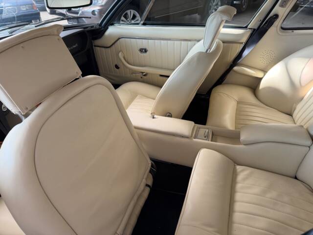 Maserati Indy 4200
