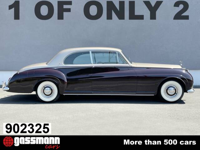 Immagine 1/15 di Rolls-Royce Phantom V James Young (1962)