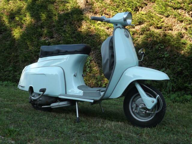 Innocenti Lambretta J50