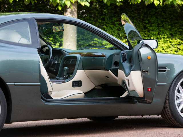 Aston Martin DB 7