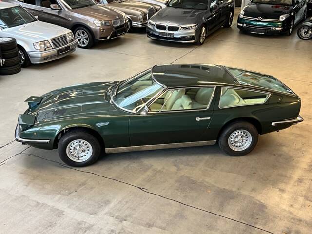 Maserati Indy 4200