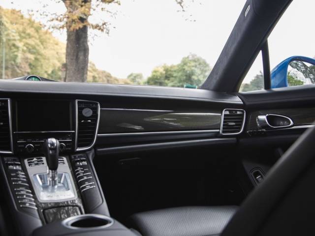 Porsche Panamera GTS