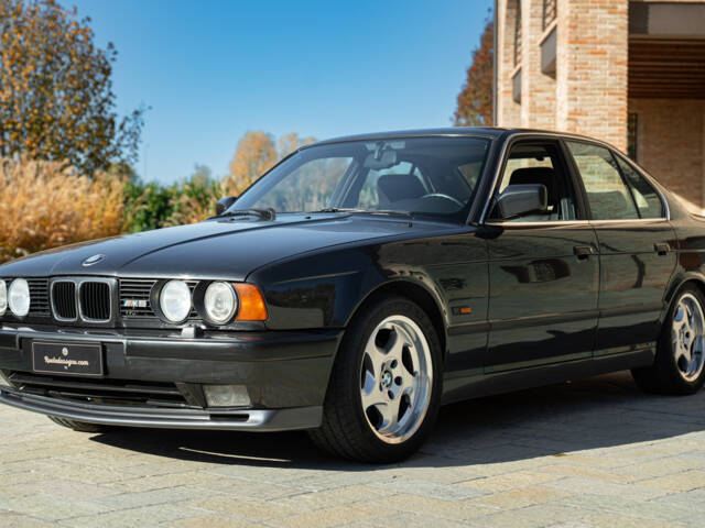 Bild 1/39 von BMW M5 (1989)