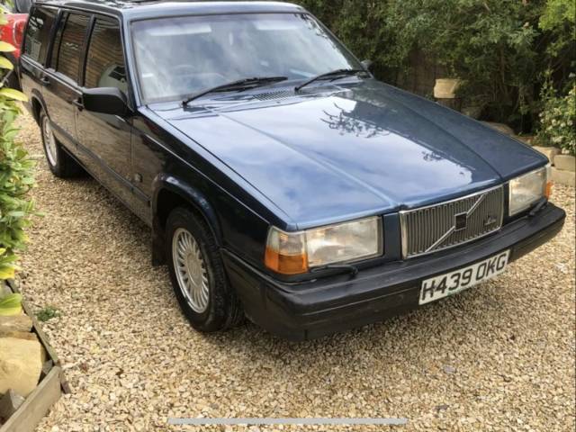 Bild 1/7 von Volvo 740 GL (1990)