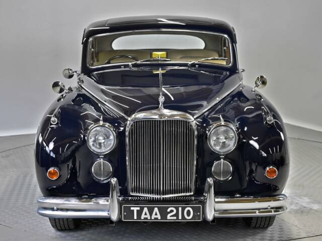 Jaguar Mk VIII