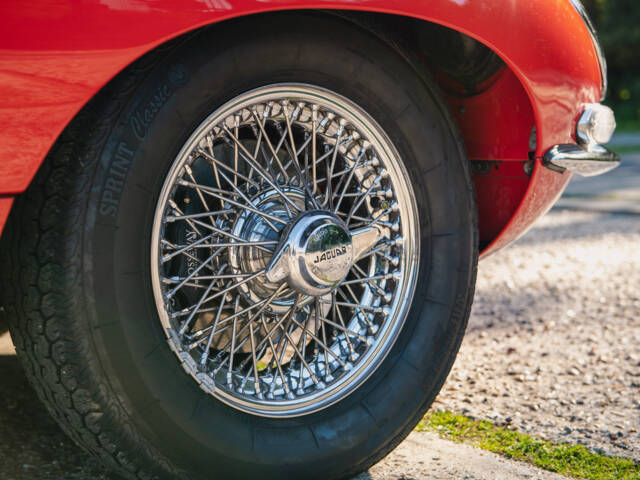 Jaguar E-Type 3.8