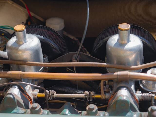 Austin-Healey 100/6 (BN4)