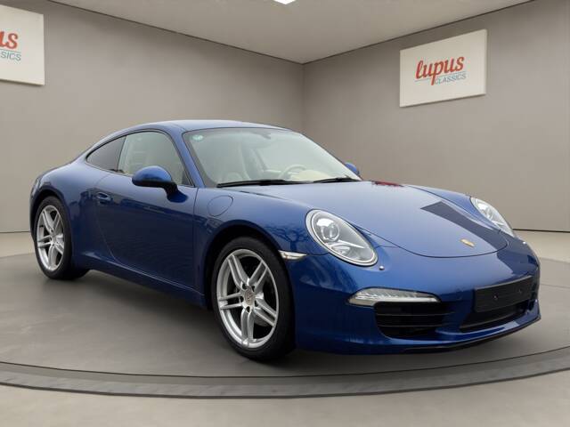 Porsche 911 Carrera