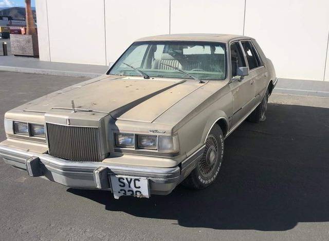 Bild 1/9 von Lincoln Continental MK VI (1982)