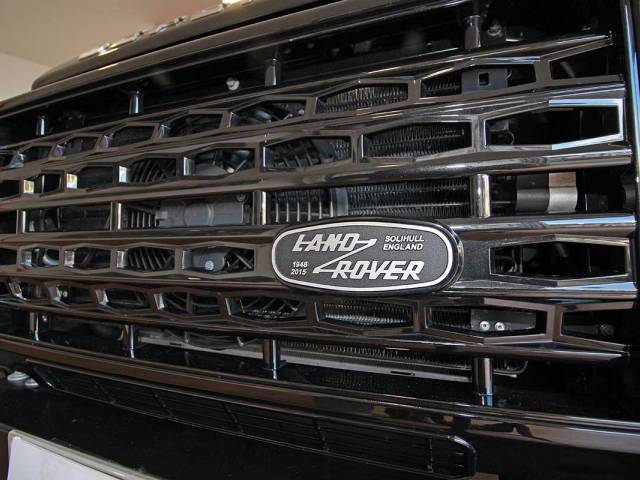 Land Rover Defender 90 Heritage