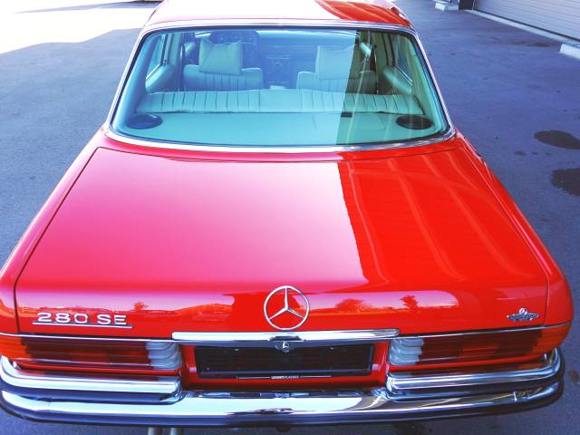 Mercedes-Benz 280 SE