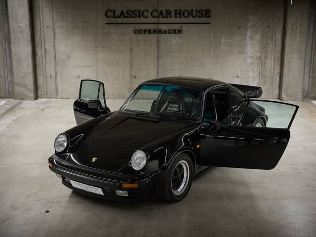 Porsche 911 Turbo 3.3