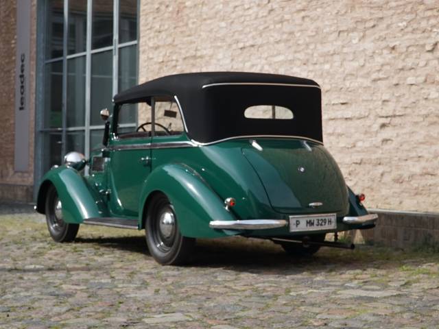 BMW 329