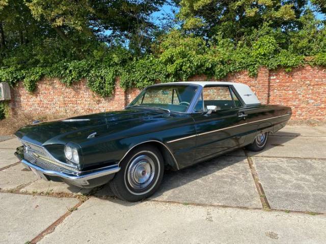 Afbeelding 1/9 van Ford Thunderbird Landau 390 (1966)