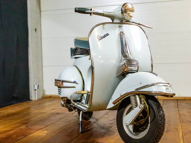 Piaggio Vespa 125