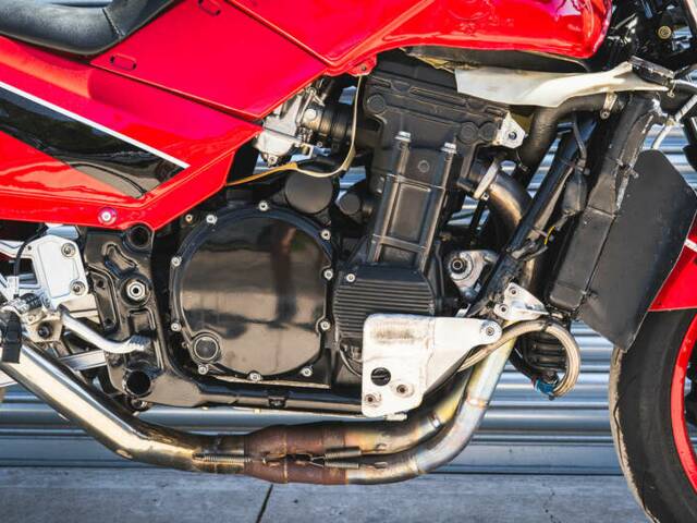 Kawasaki GPX 750R